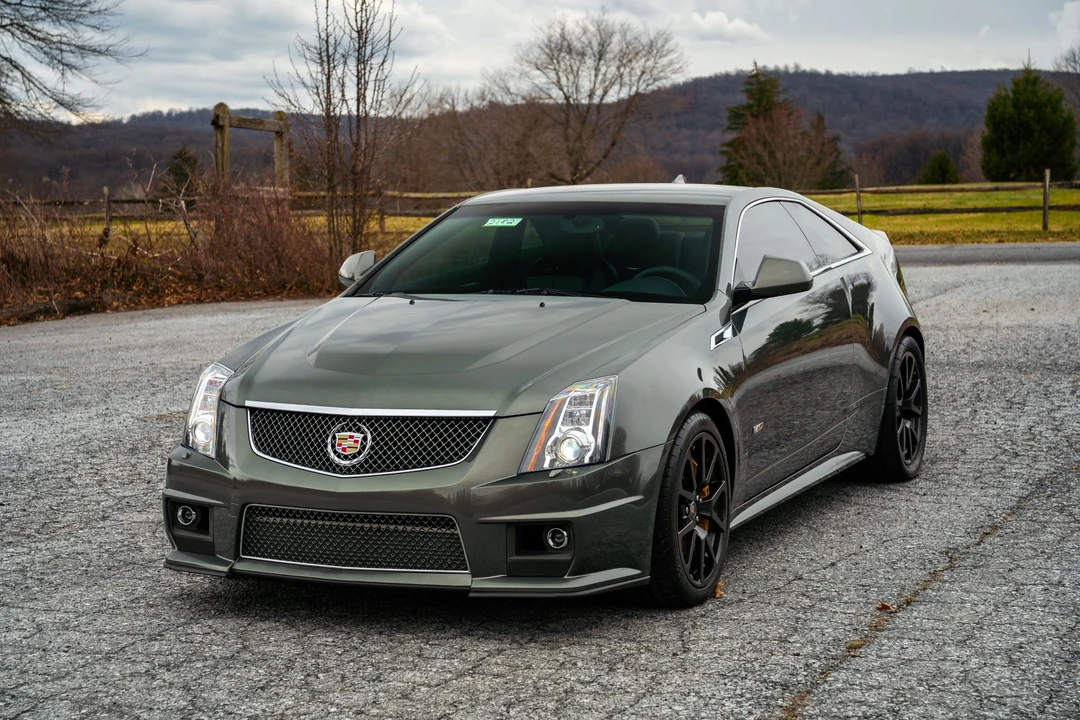 2011 Cadillac CTS-V 2nd Gen - Image 2 of 31