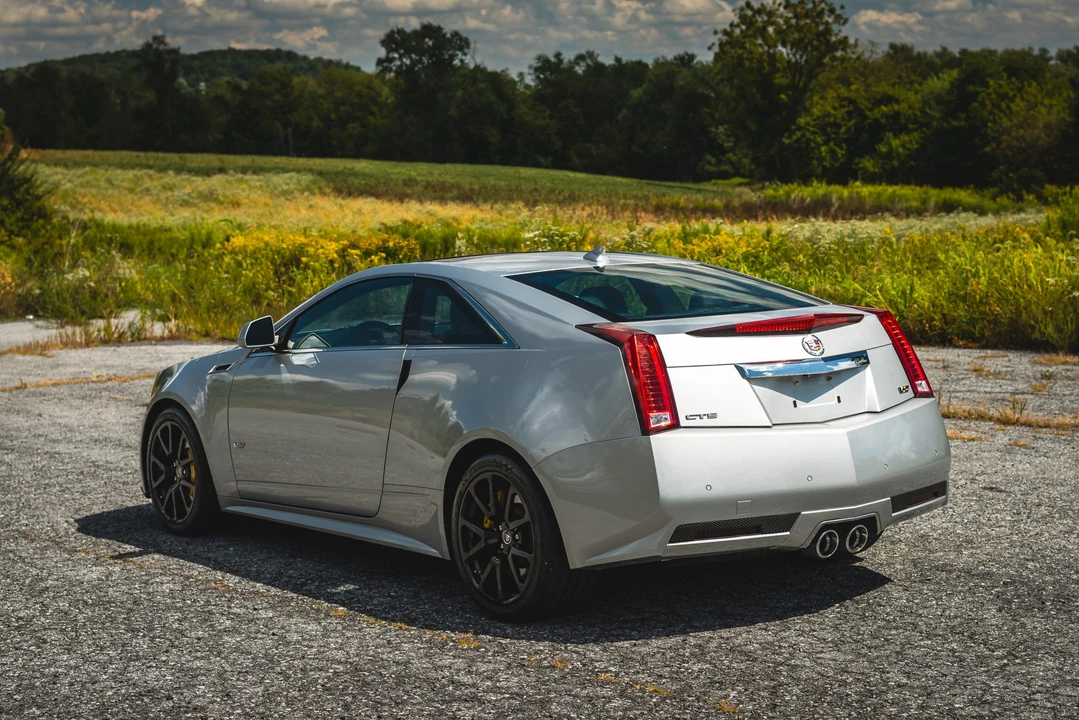 2011 Cadillac CTS-V 2nd Gen - Image 28 of 31