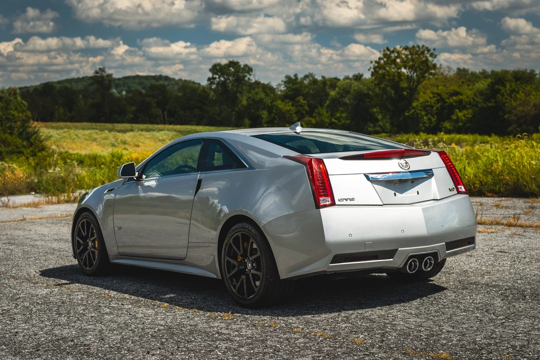 2011 Cadillac CTS-V 2nd Gen - Image 27 of 31
