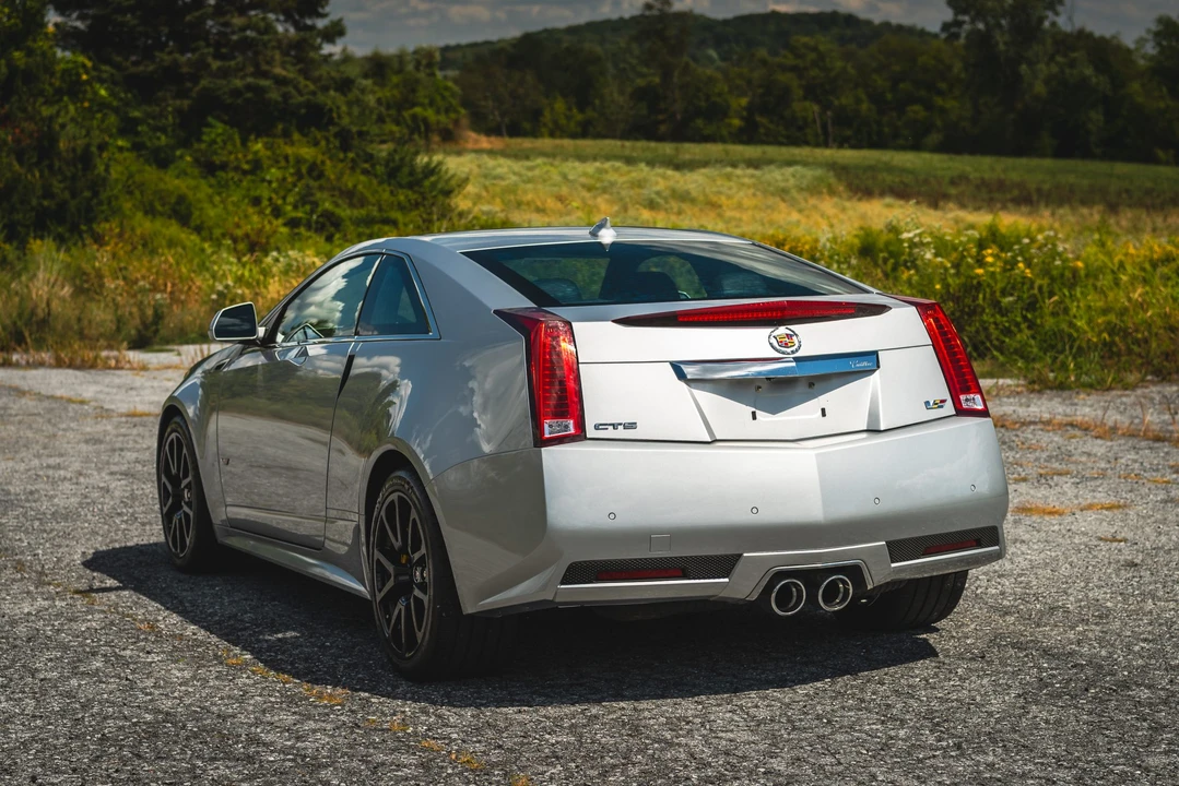 2011 Cadillac CTS-V 2nd Gen - Image 26 of 31