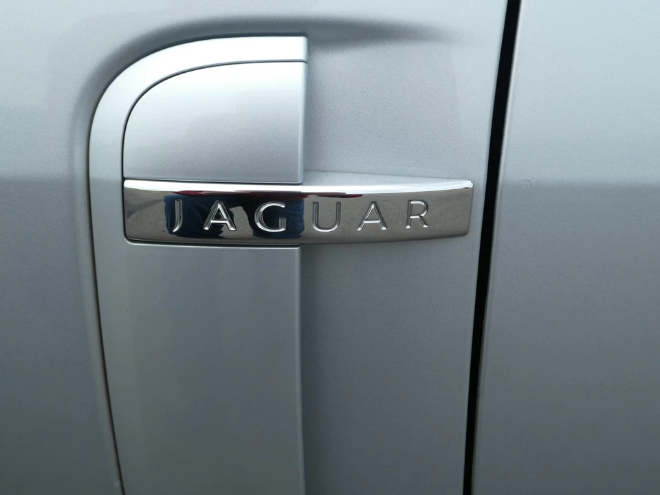2011 Jaguar X150 XKR - Image 27 of 31