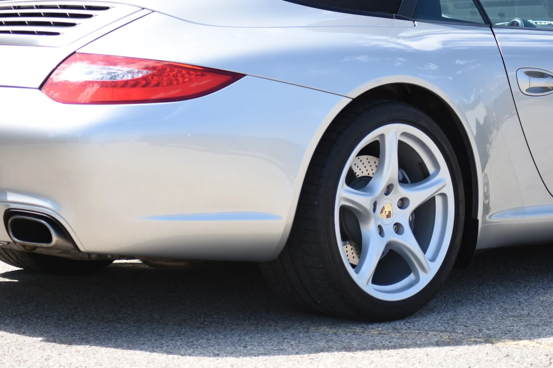 2011 Porsche 997 Carrera - Image 30 of 31