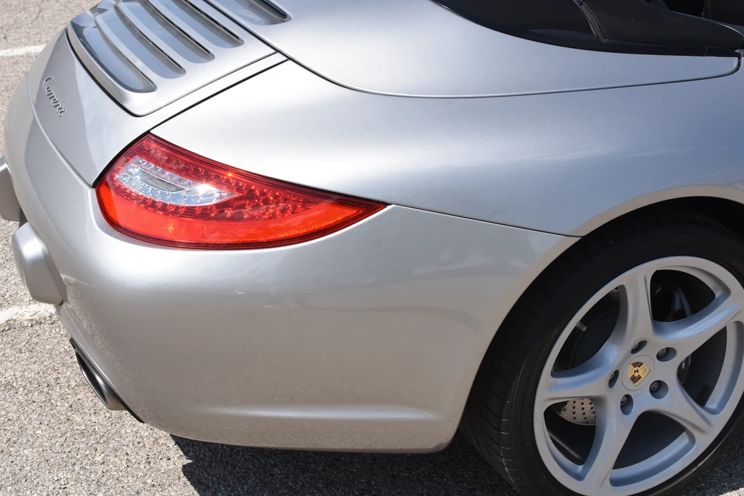 2011 Porsche 997 Carrera - Image 29 of 31