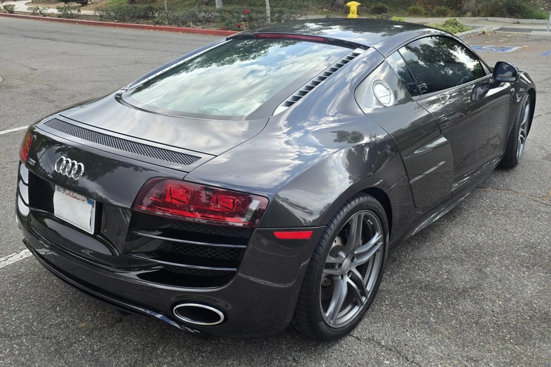 2012 Audi 42 R8 - Image 30 of 31