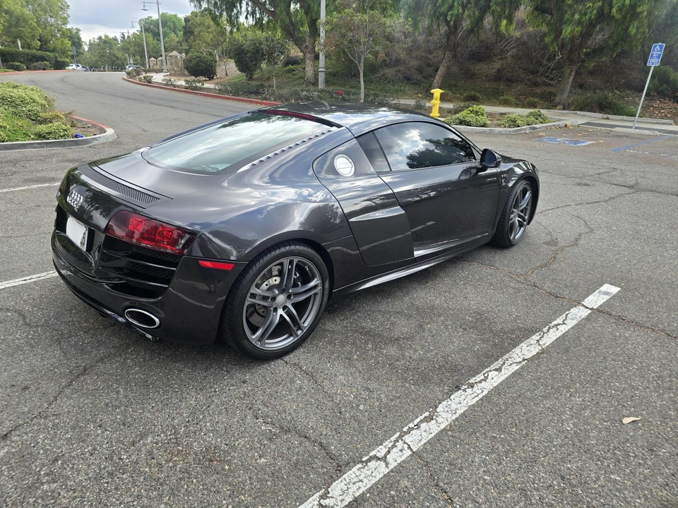 2012 Audi 42 R8 - Image 28 of 31