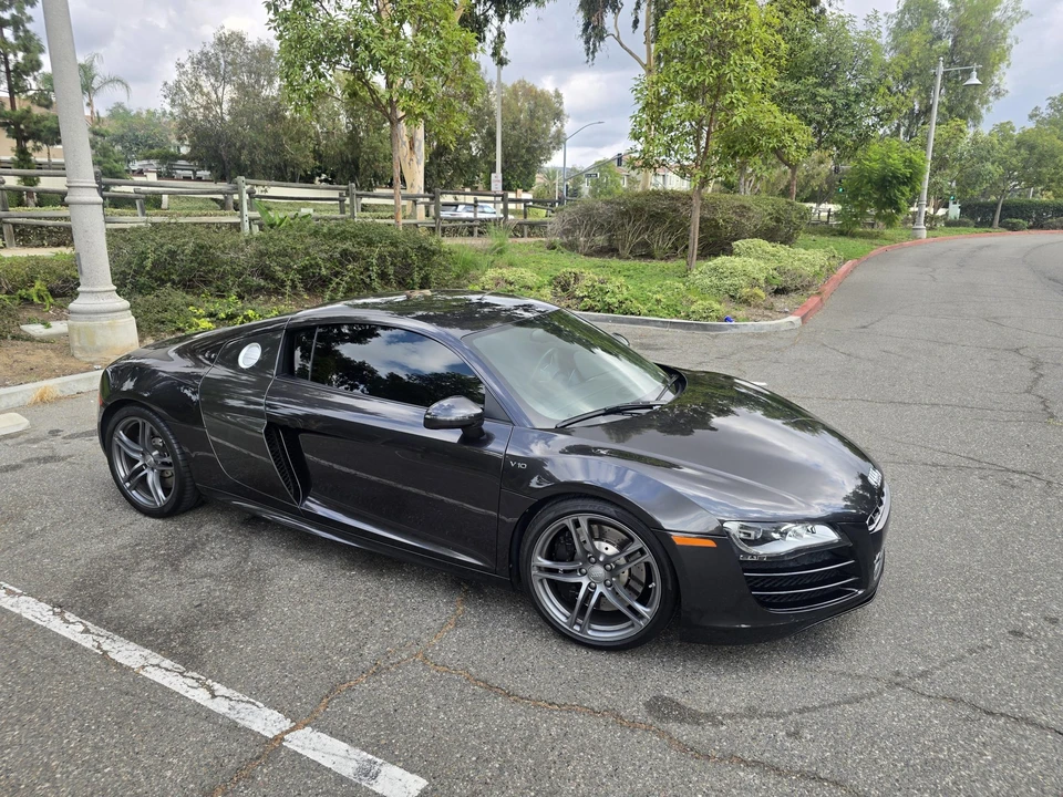 2012 Audi 42 R8 - Image 17 of 31