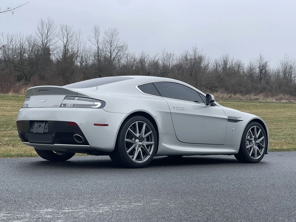 2013 Aston Martin V8 Vantage (2006-2017) - Image 14 of 31