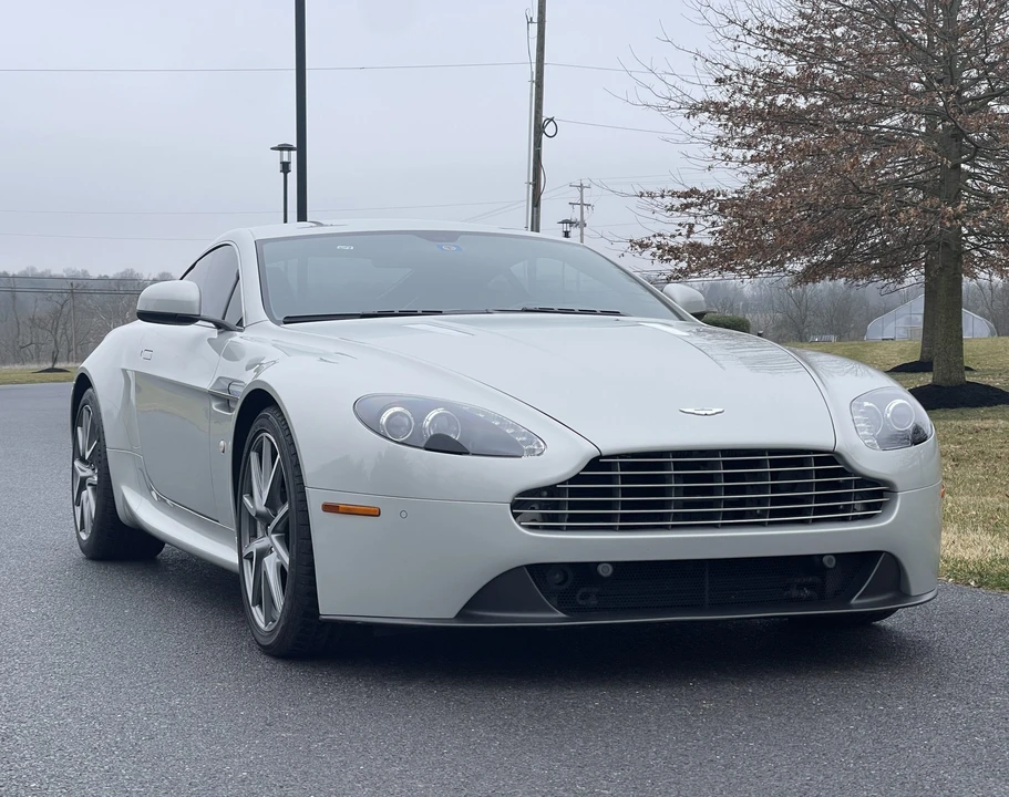 2013 Aston Martin V8 Vantage (2006-2017) - Image 8 of 31