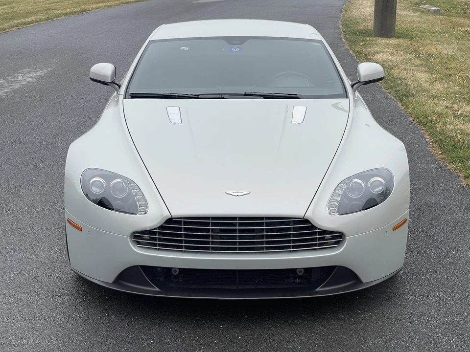 2013 Aston Martin V8 Vantage (2006-2017) - Image 7 of 31