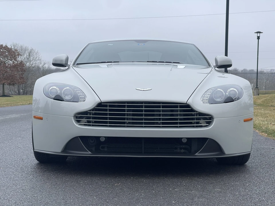 2013 Aston Martin V8 Vantage (2006-2017) - Image 6 of 31
