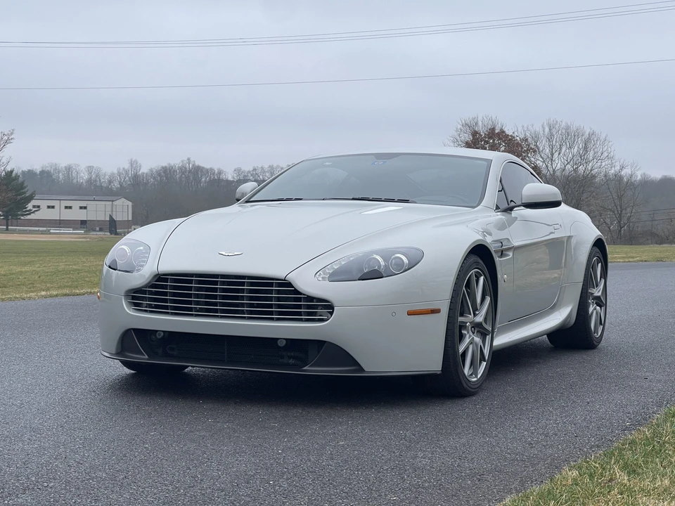 2013 Aston Martin V8 Vantage (2006-2017) - Image 4 of 31
