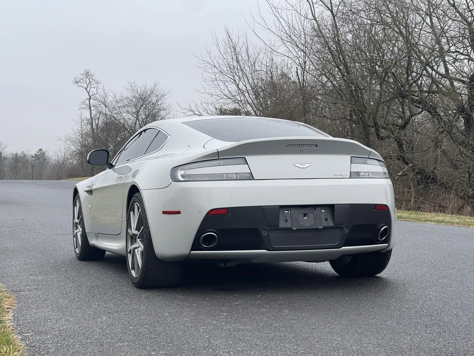 2013 Aston Martin V8 Vantage (2006-2017) - Image 20 of 31