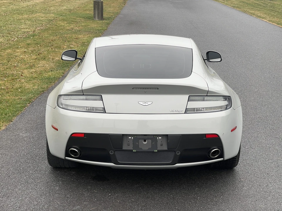 2013 Aston Martin V8 Vantage (2006-2017) - Image 19 of 31