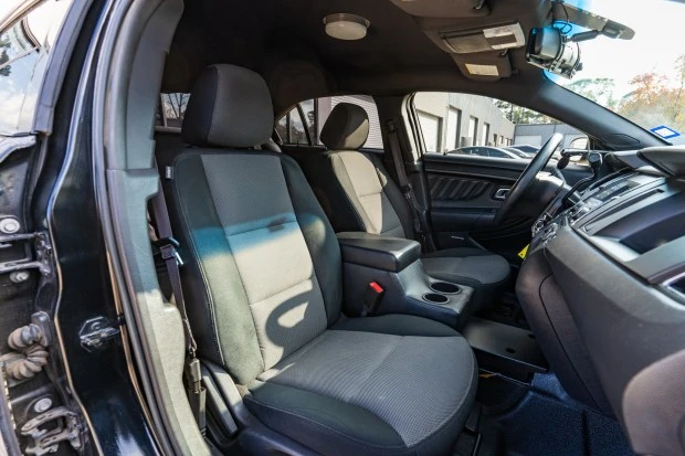 2013 Ford Taurus 5th Gen - Image 4 of 8