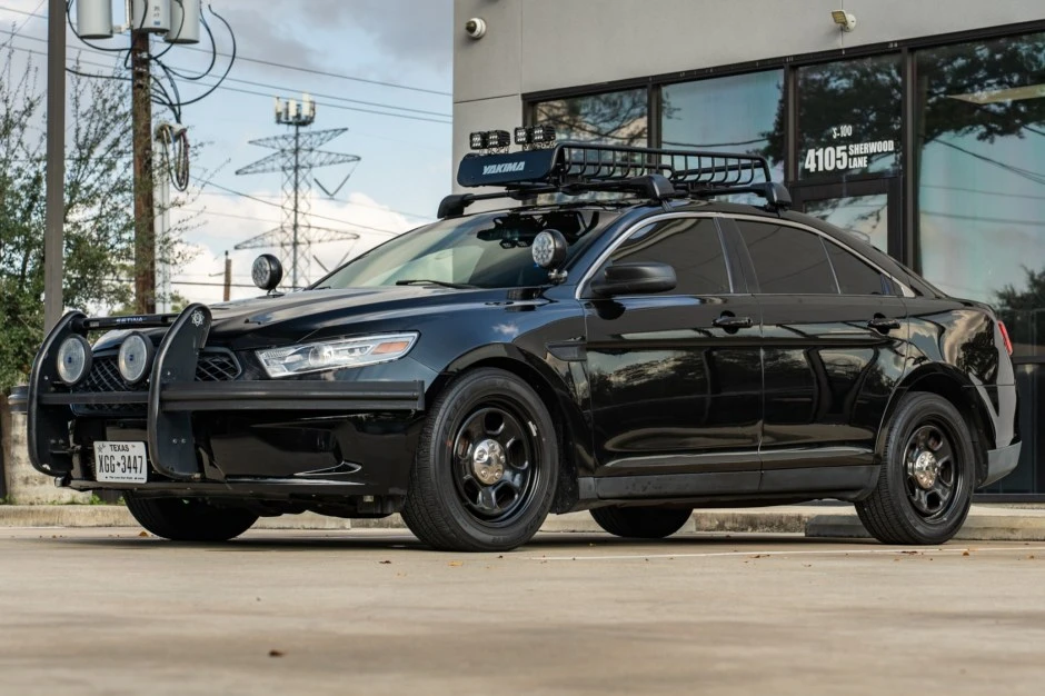 2013 Ford Taurus 5th Gen - Image 1 of 8