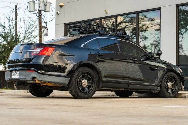 2013 Ford Taurus 5th Gen - Image 2 of 8