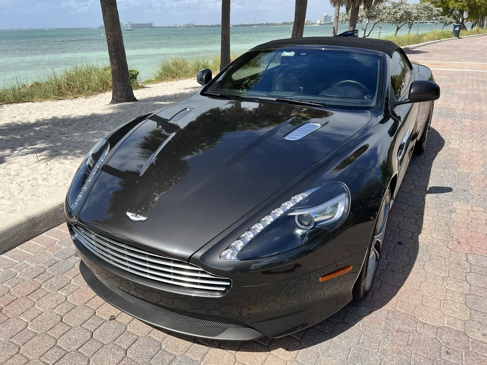 2014 Aston Martin DB9 - Image 2 of 31