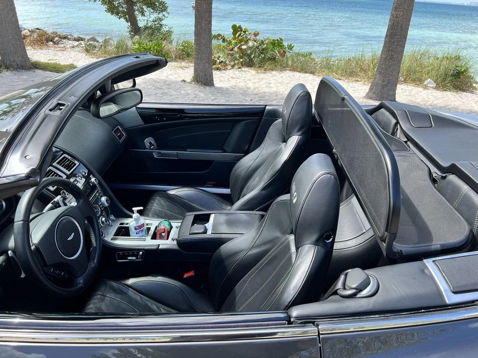 2014 Aston Martin DB9 - Image 31 of 31