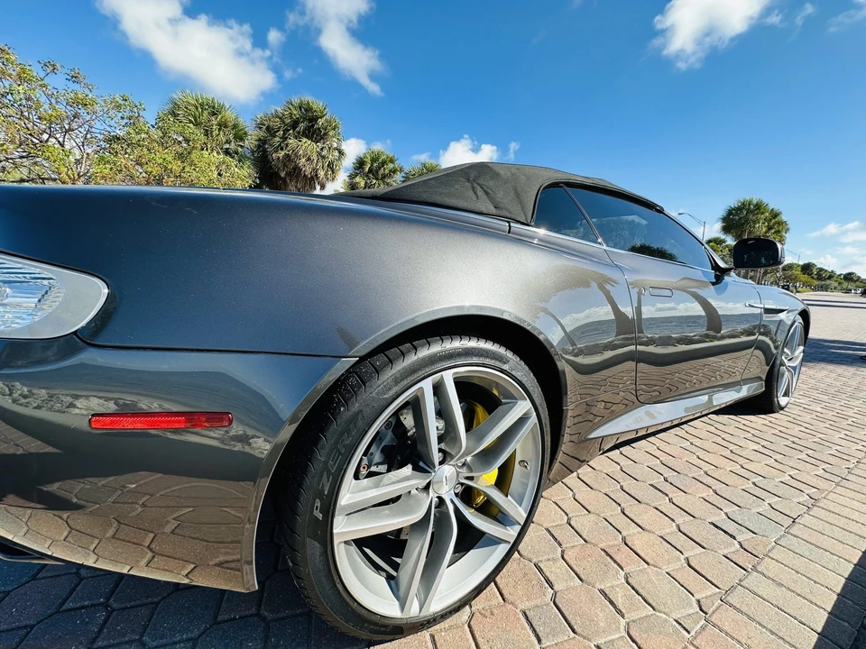 2014 Aston Martin DB9 - Image 25 of 31