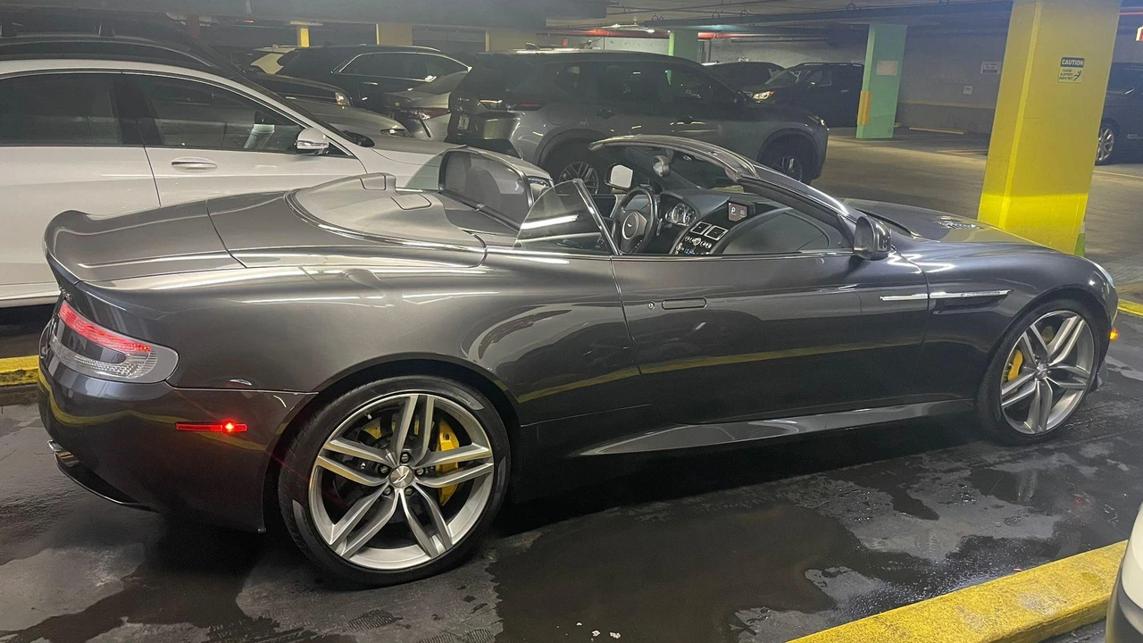 2014 Aston Martin DB9 - Image 21 of 31