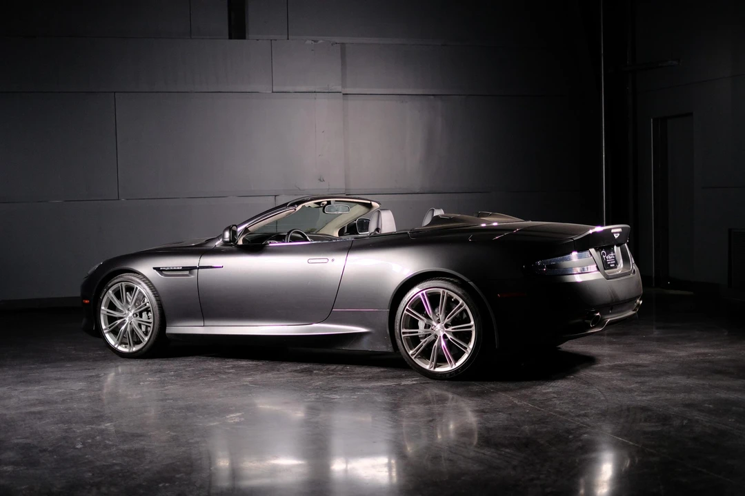 2014 Aston Martin DB9 - Image 11 of 31