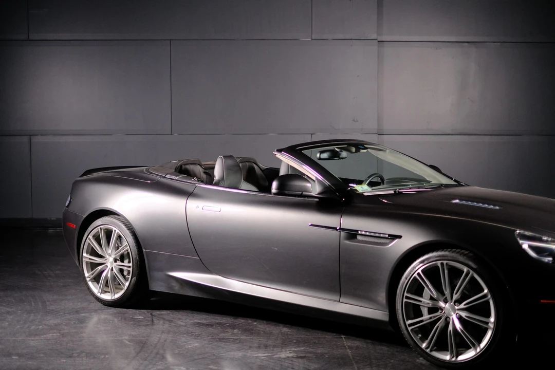 2014 Aston Martin DB9 - Image 16 of 31