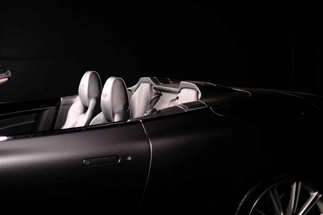 2014 Aston Martin DB9 - Image 29 of 31