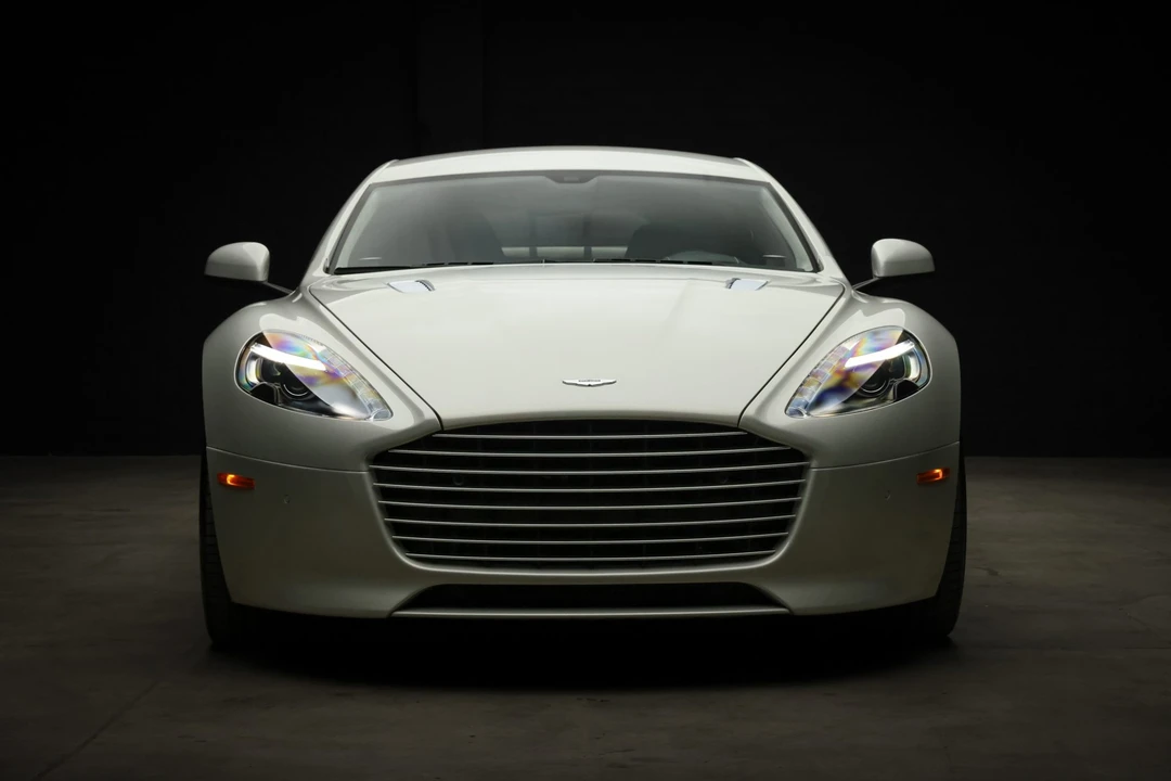 2014 Aston Martin Rapide - Image 8 of 31