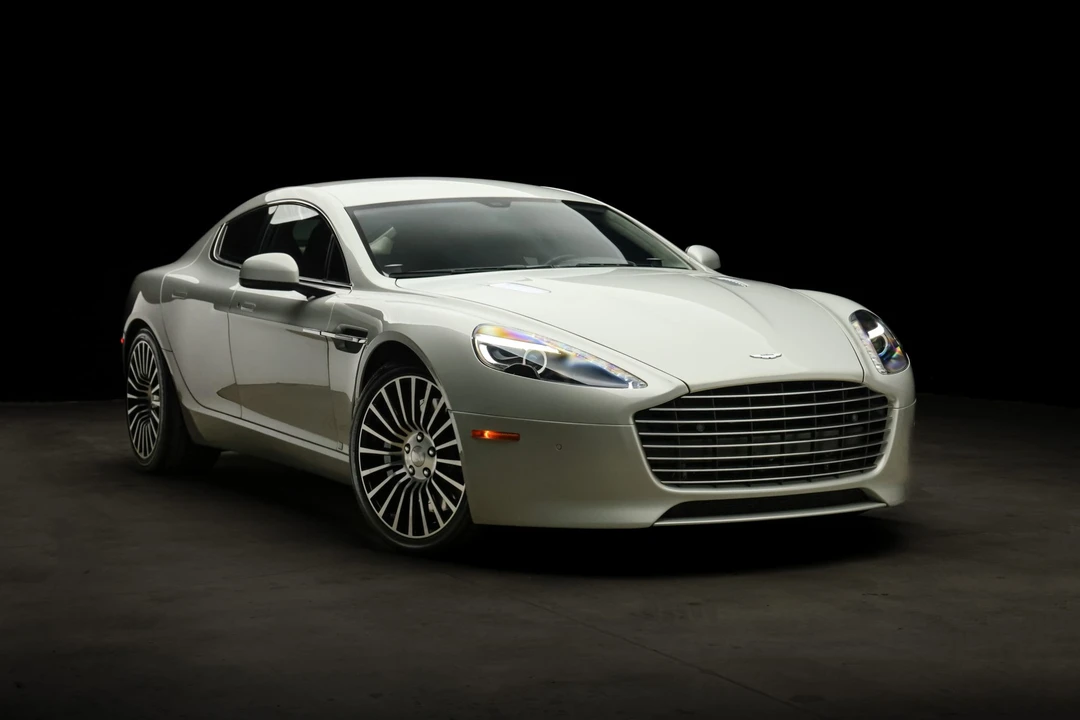 2014 Aston Martin Rapide - Image 9 of 31