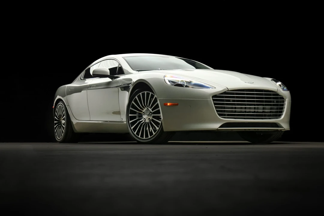 2014 Aston Martin Rapide - Image 10 of 31