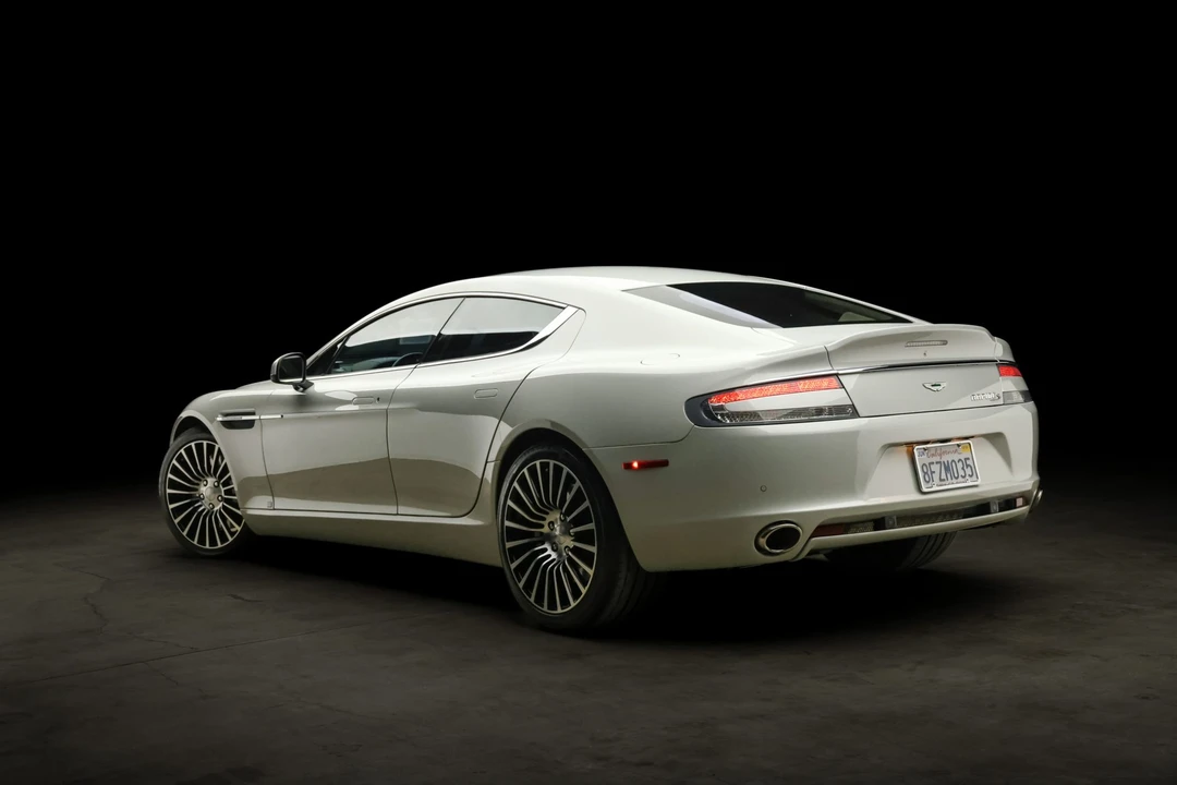 2014 Aston Martin Rapide - Image 22 of 31