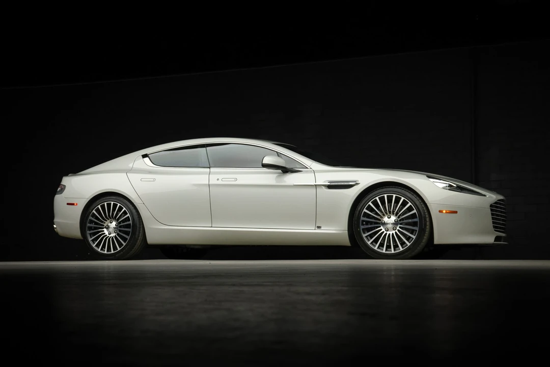2014 Aston Martin Rapide - Image 13 of 31