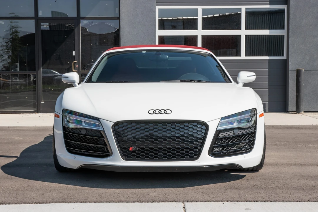 2014 Audi 42 R8 - Image 28 of 31