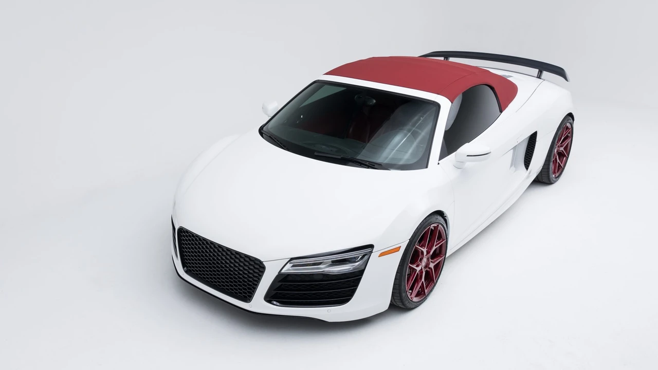 2014 Audi 42 R8 - Image 14 of 31