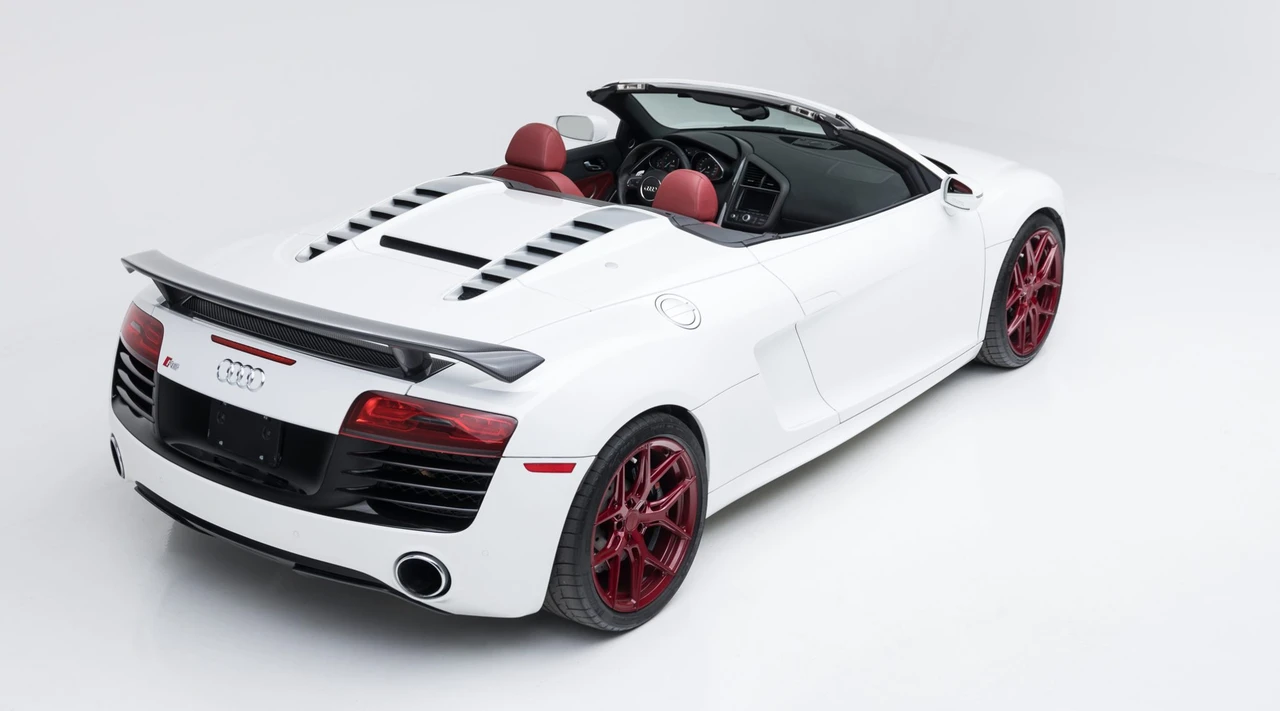 2014 Audi 42 R8 - Image 11 of 31