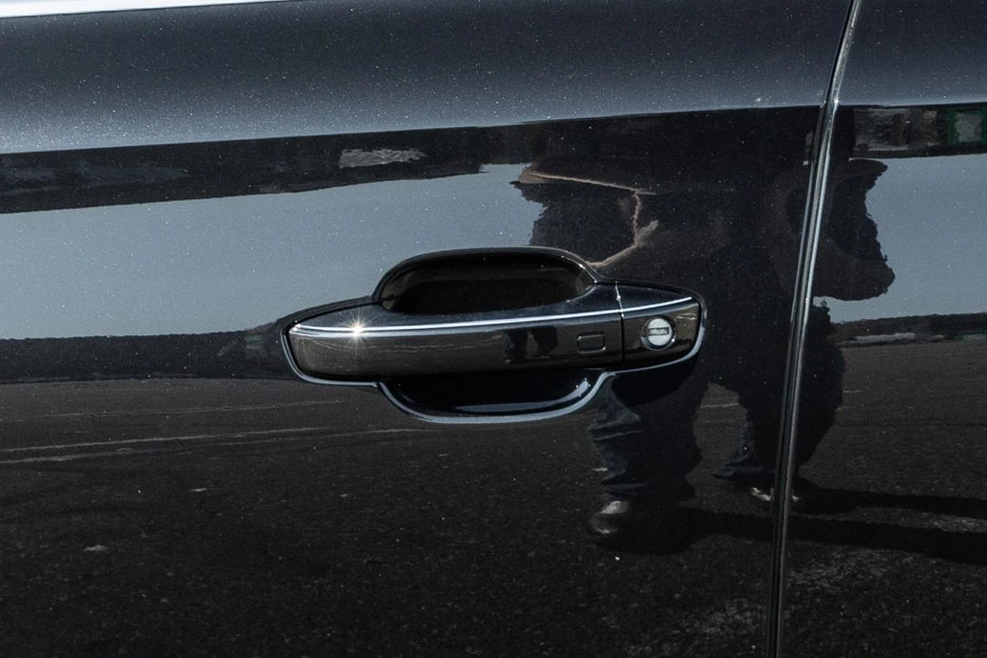 2014 Audi D4 S8 - Image 27 of 31