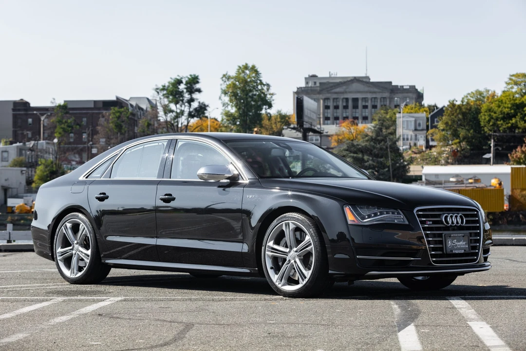 2014 Audi D4 S8 - Image 11 of 31