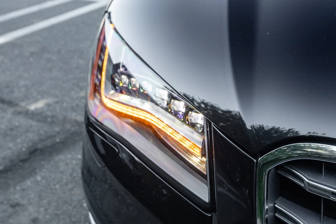 2014 Audi D4 S8 - Image 16 of 31