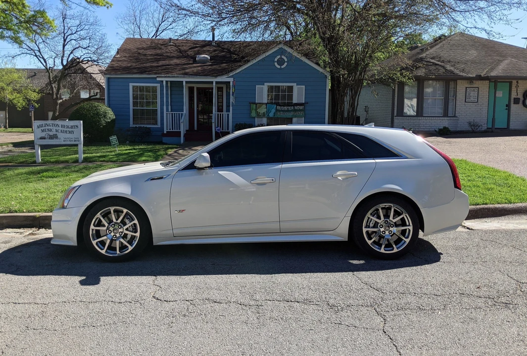 2014 Cadillac CTS-V 2nd Gen - Image 5 of 31