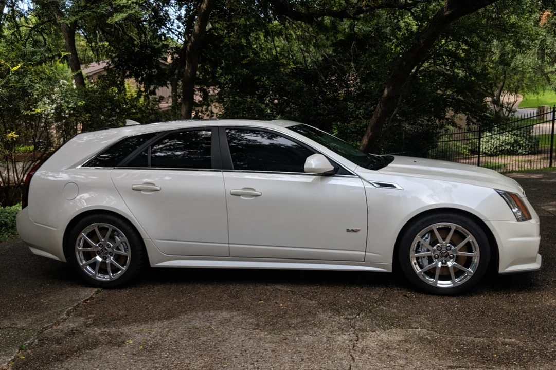 2014 Cadillac CTS-V 2nd Gen - Image 4 of 31