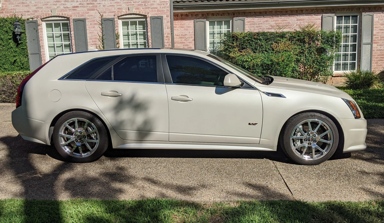 2014 Cadillac CTS-V 2nd Gen - Image 11 of 31