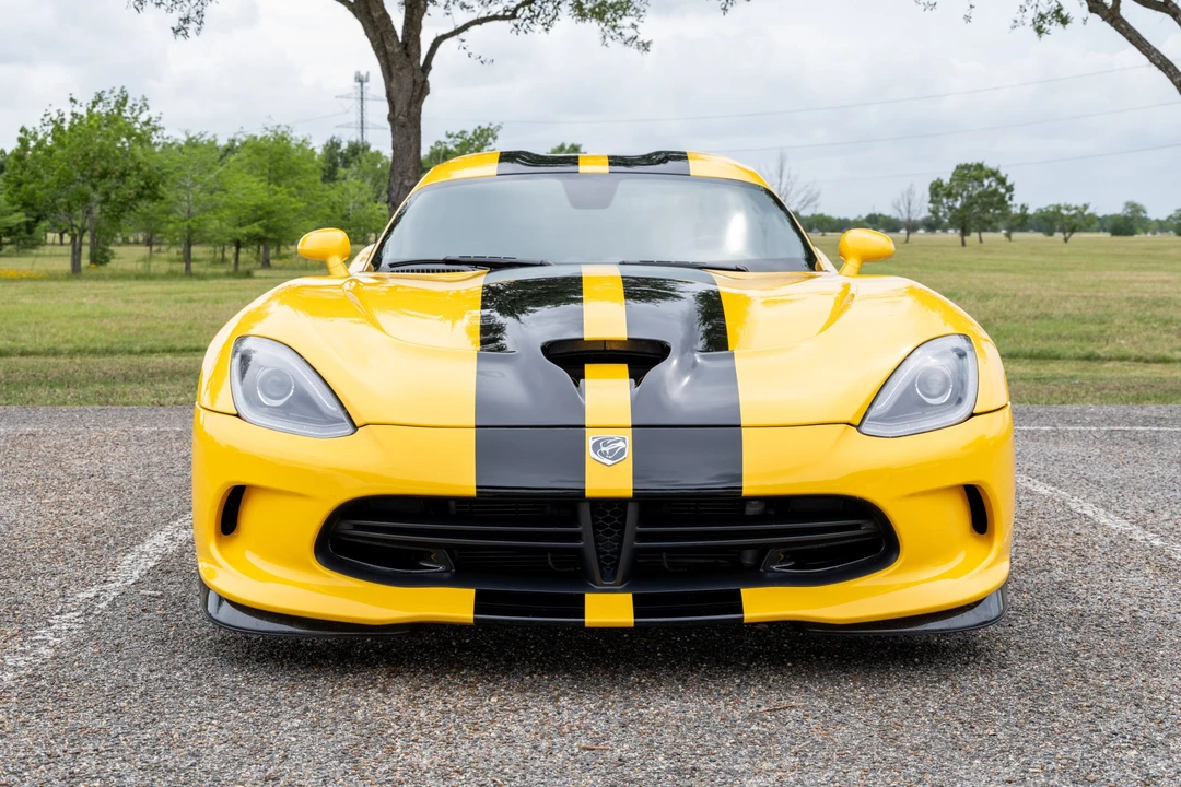 2014 Dodge Viper 5th Gen - Image 3 of 31