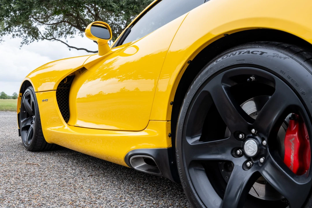 2014 Dodge Viper 5th Gen - Image 28 of 31
