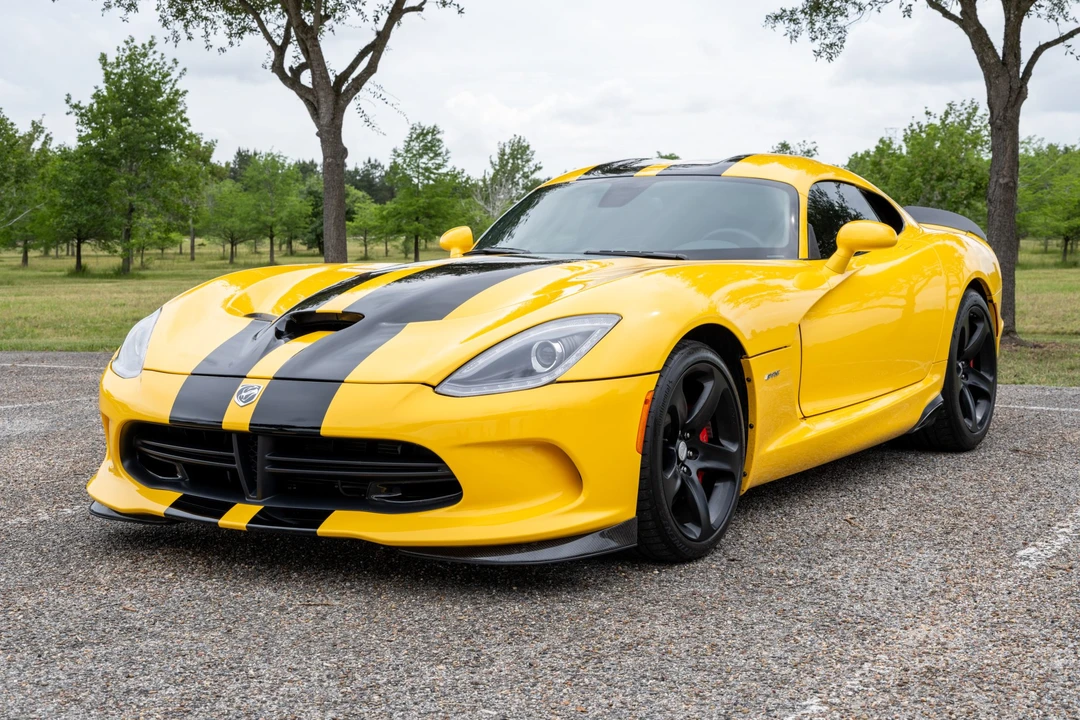 2014 Dodge Viper 5th Gen - Image 2 of 31