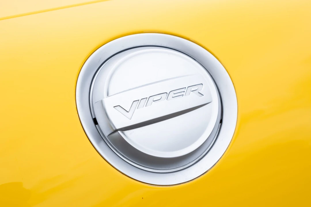2014 Dodge Viper 5th Gen - Image 26 of 31