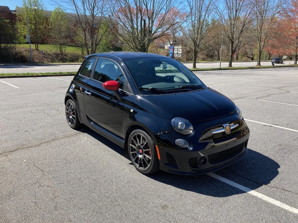 2014 Fiat Abarth 500 - Image 2 of 31