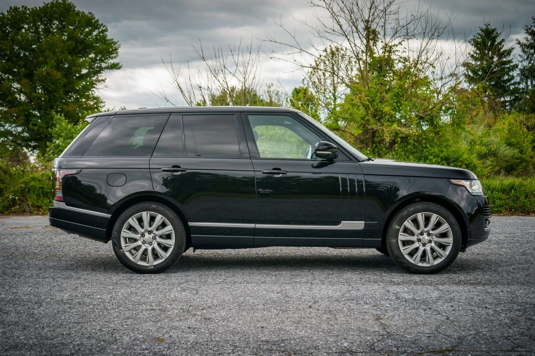 2014 Land Rover Range Rover L405 - Image 18 of 31