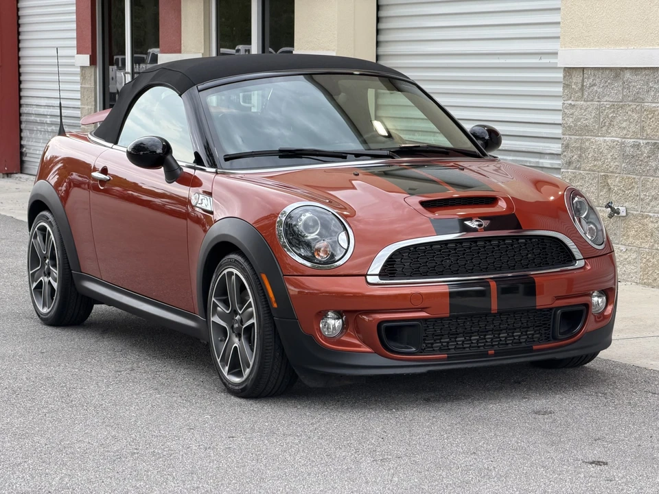 2014 Mini Coupe & Roadster - Image 28 of 31
