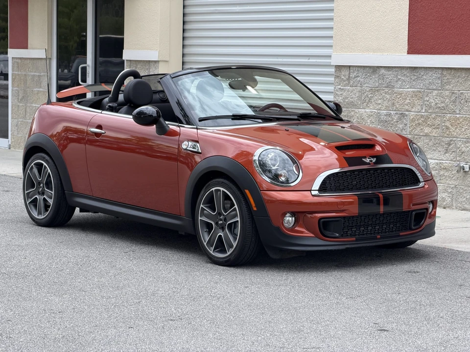 2014 Mini Coupe & Roadster - Image 7 of 31