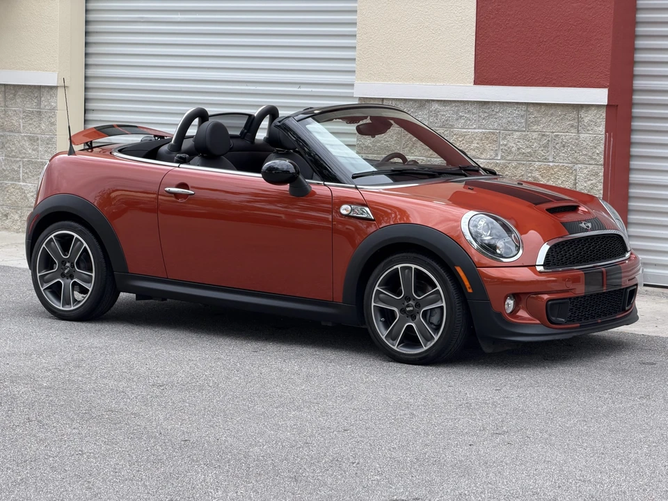 2014 Mini Coupe & Roadster - Image 8 of 31